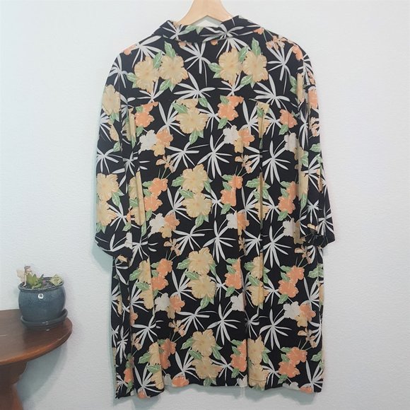 Island Outfitters Men's Button Down Tropical Shirt - Picture 2 of 6